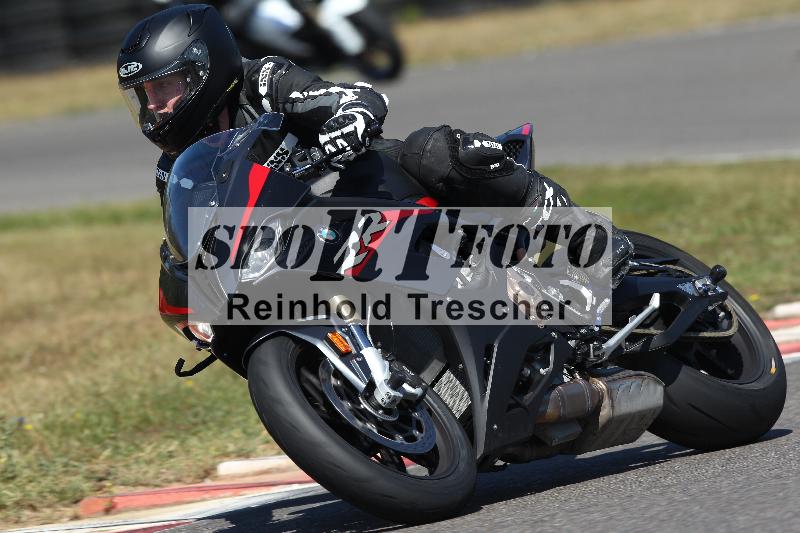 Archiv-2022/51 10.08.2022 Freeride Training ADR/Medium/unklar